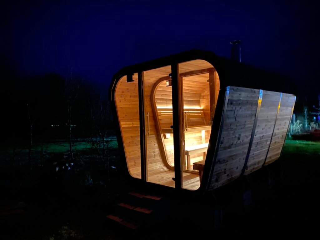 sauna zewnętrzna trapezowa